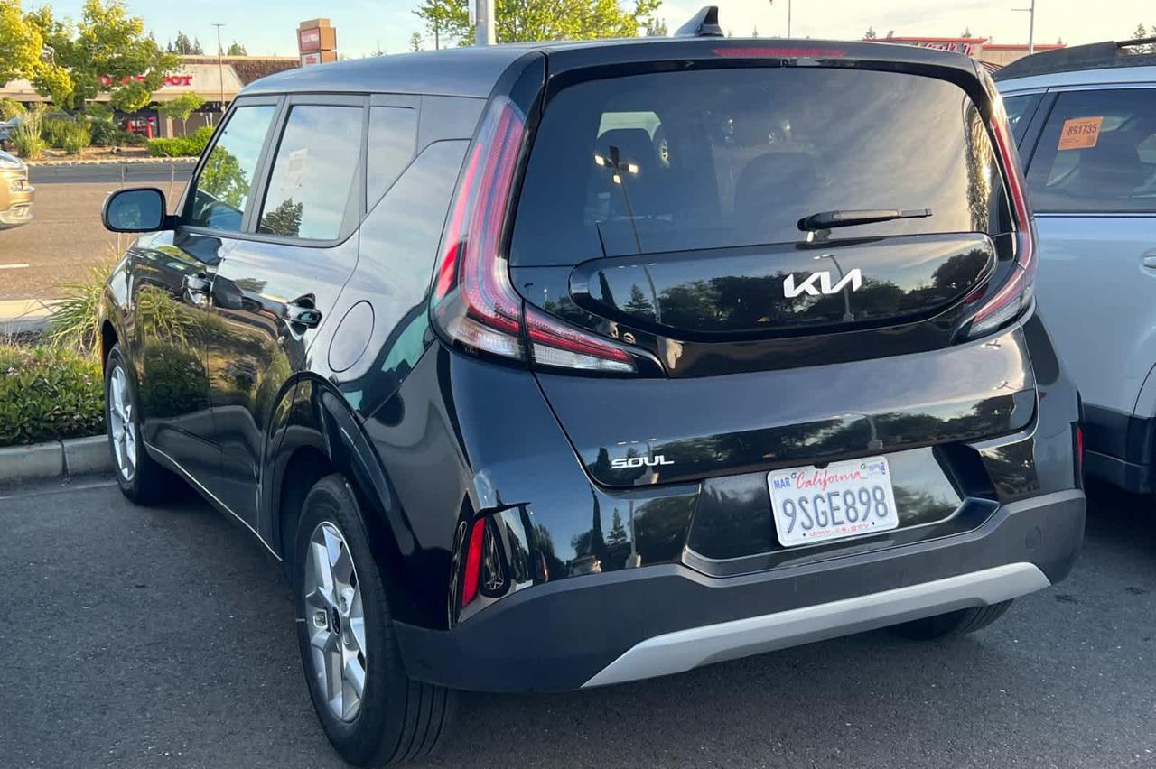 2025 Kia Soul LX