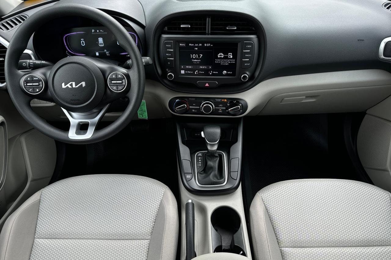 2025 Kia Soul LX Salinas CA