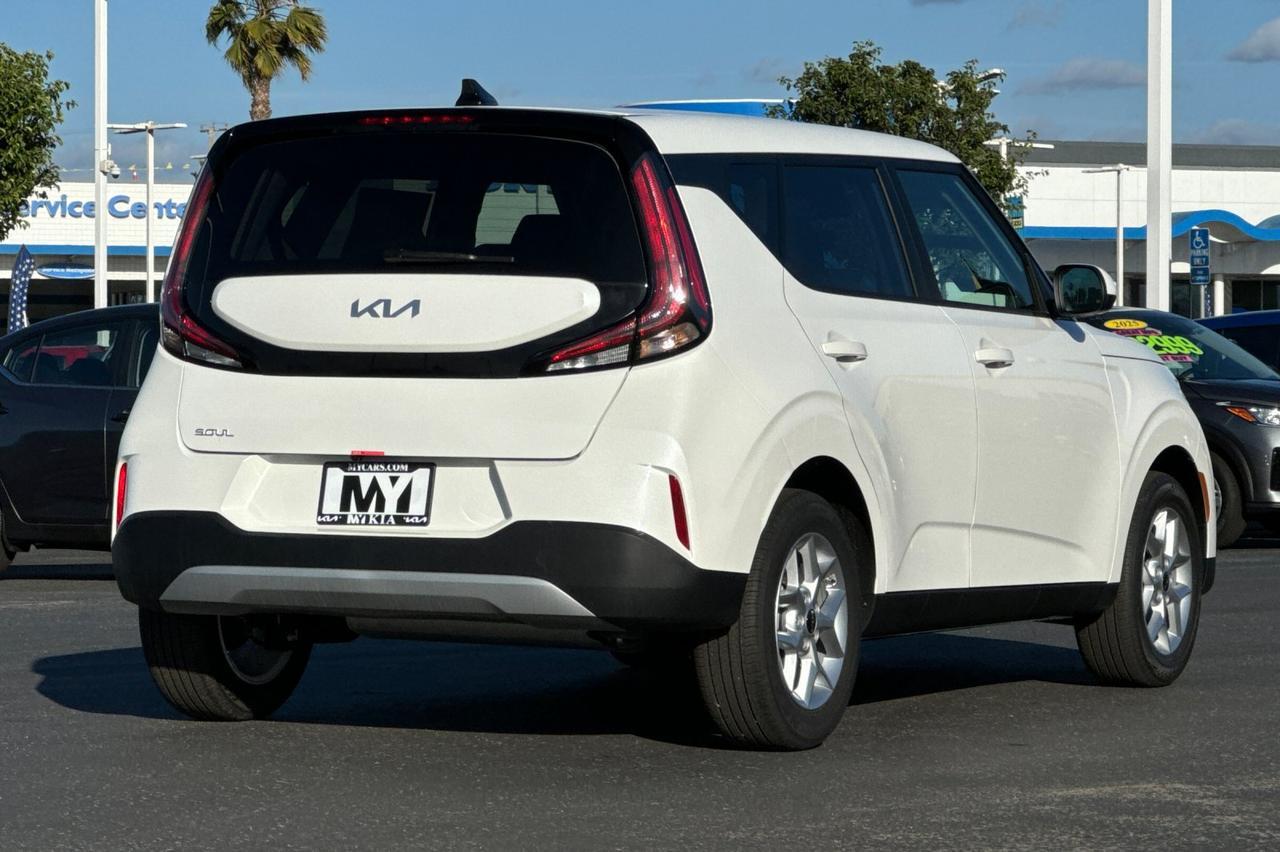 2025 Kia Soul LX Salinas CA