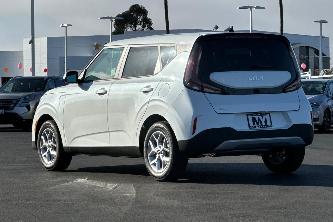 2025 Kia Soul LX Salinas CA