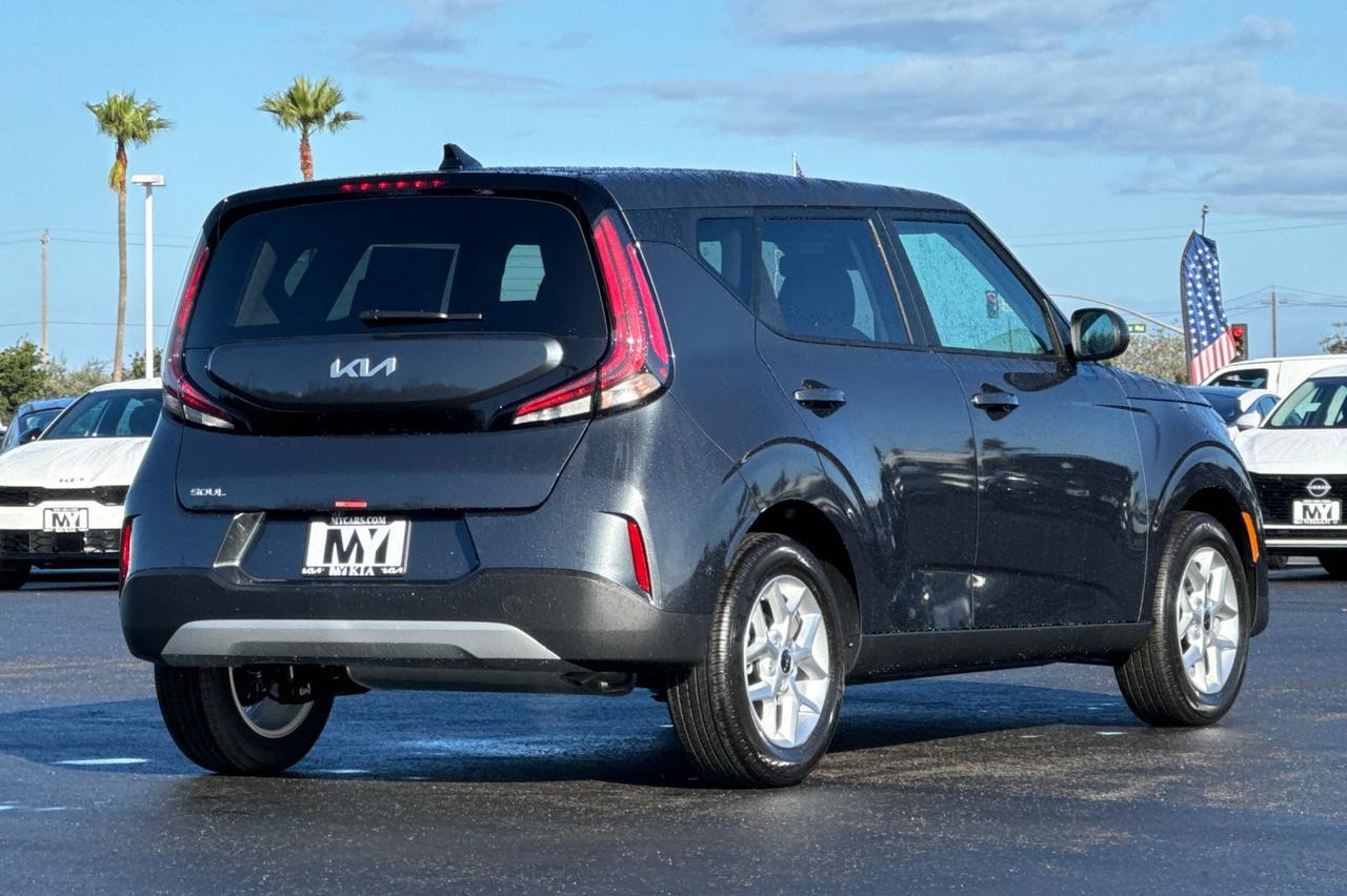 2025 Kia Soul LX Salinas CA