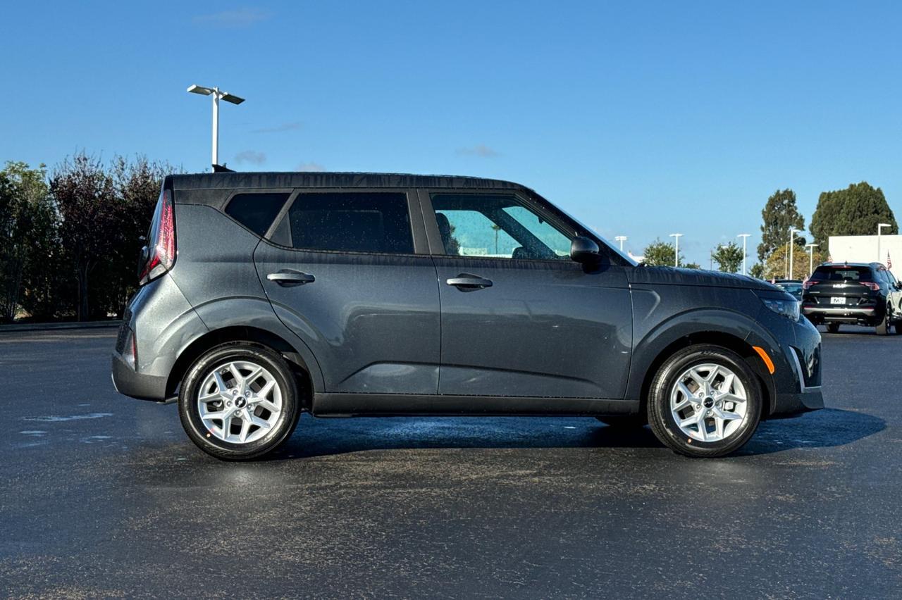 2025 Kia Soul LX Salinas CA