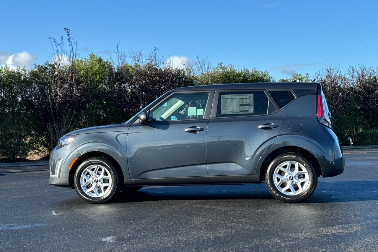 2025 Kia Soul LX Salinas CA