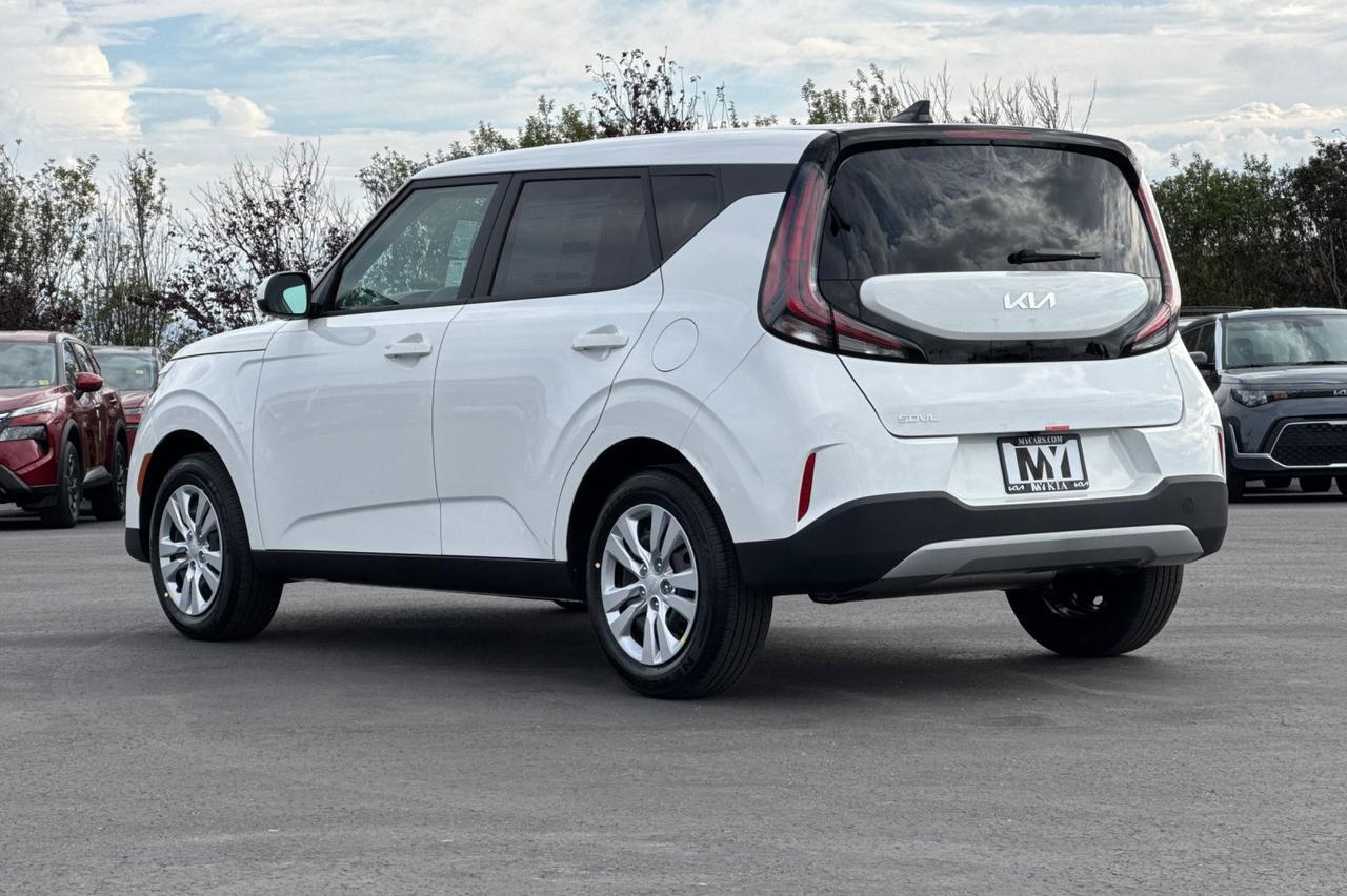 2025 Kia Soul LX Salinas CA