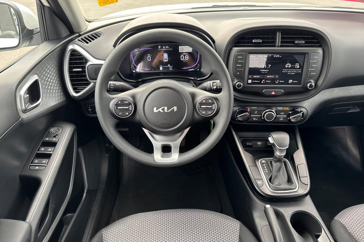 2025 Kia Soul LX Salinas CA
