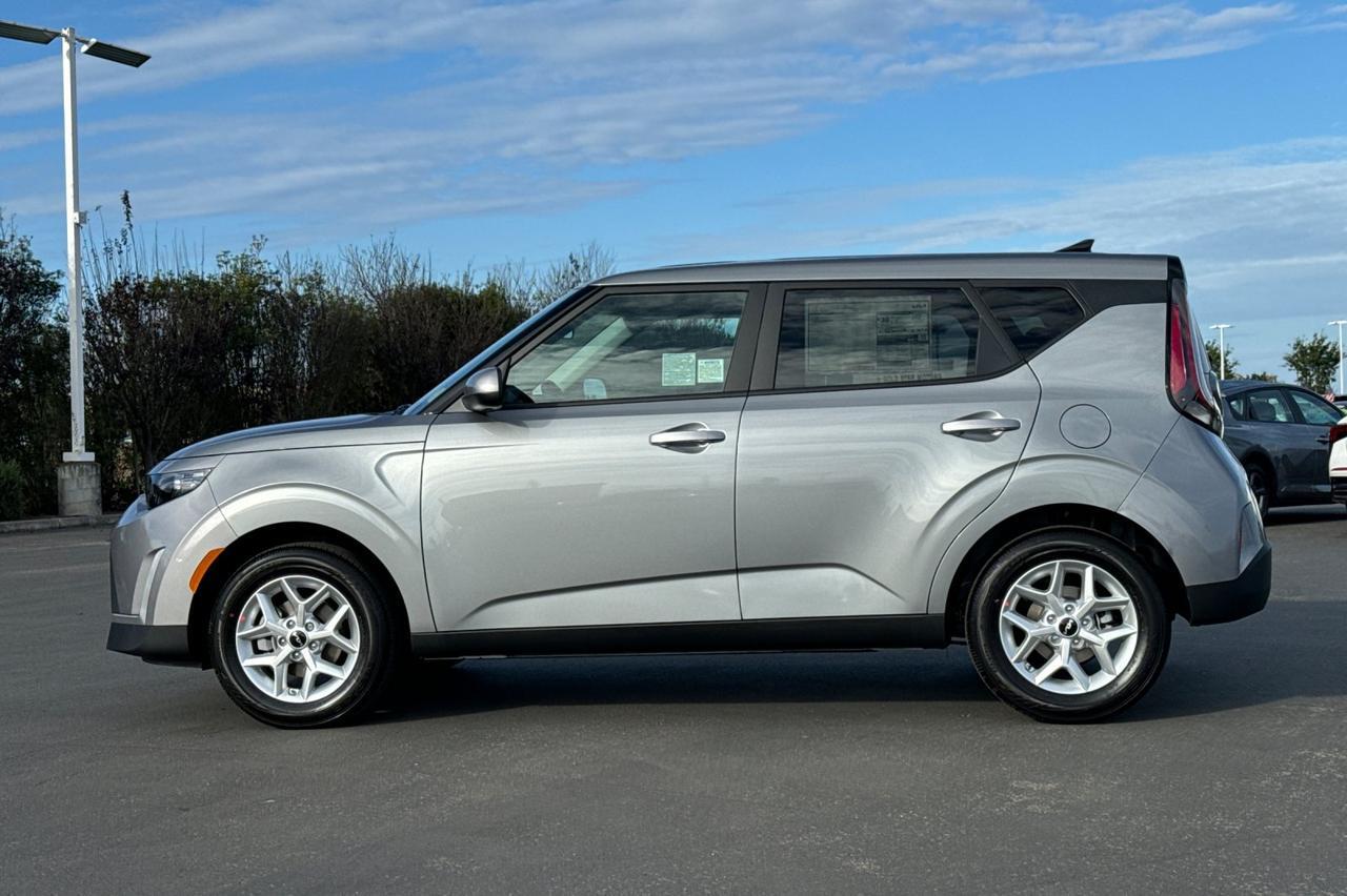 2025 Kia Soul LX Salinas CA