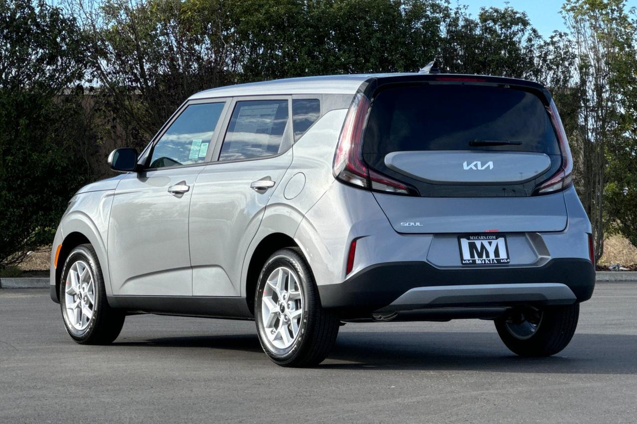 2025 Kia Soul LX Salinas CA