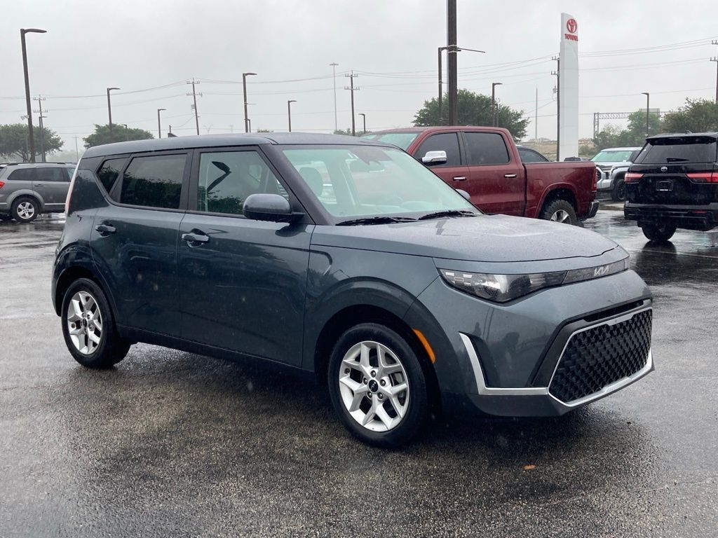 2025 Kia Soul LX