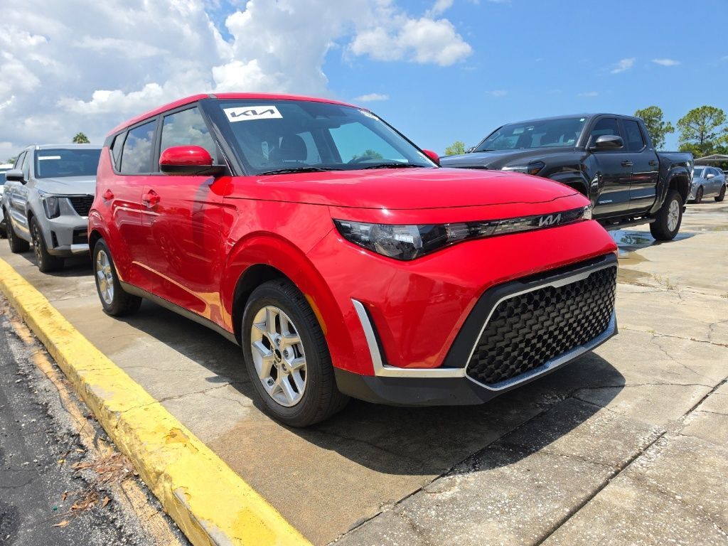 2025 Kia Soul LX