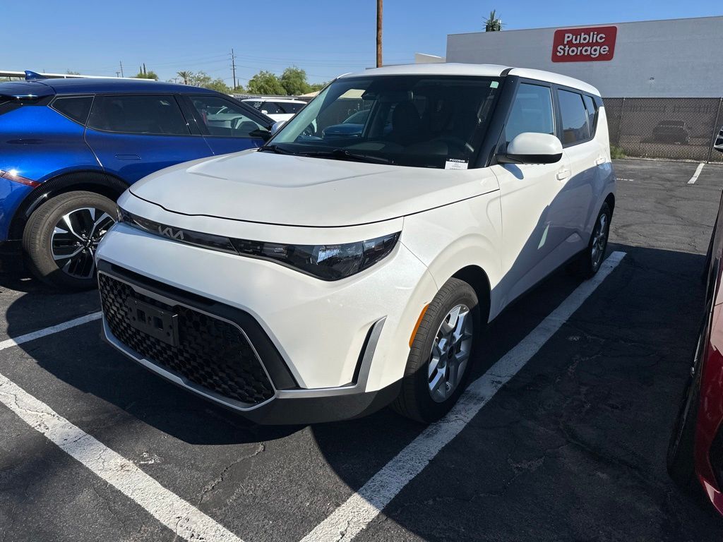 2025 Kia Soul LX