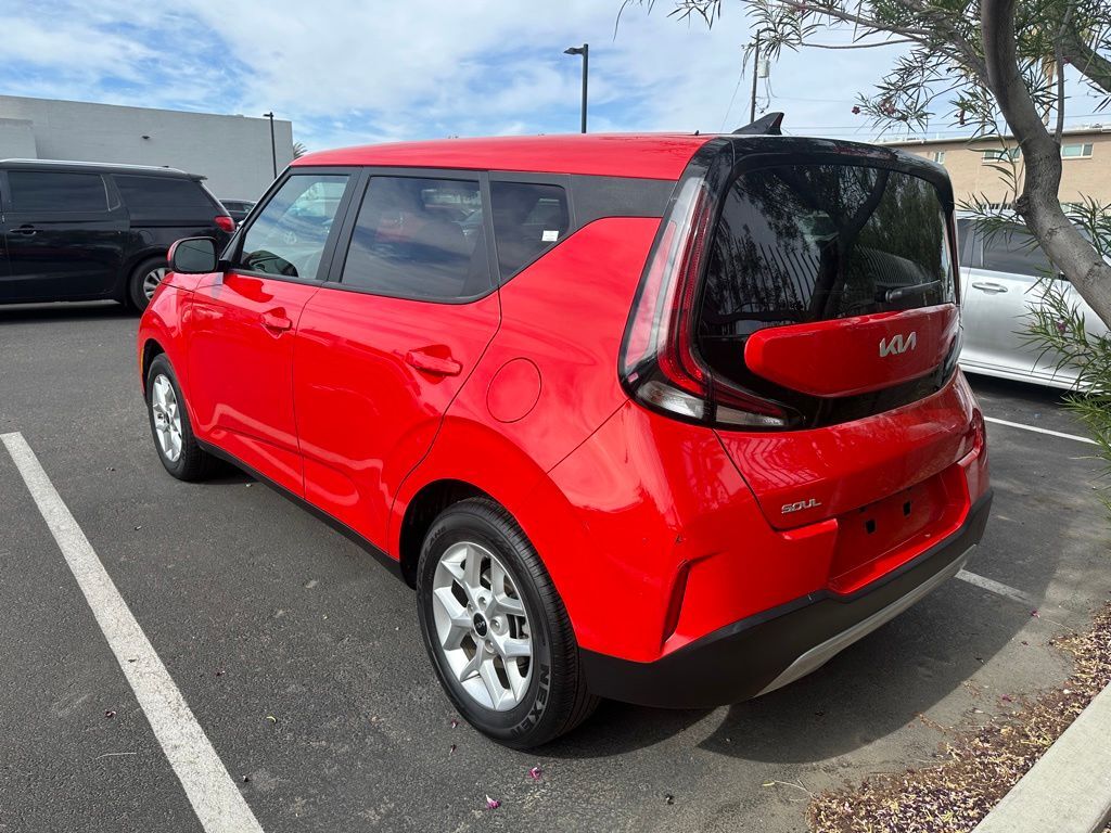 2025 Kia Soul LX