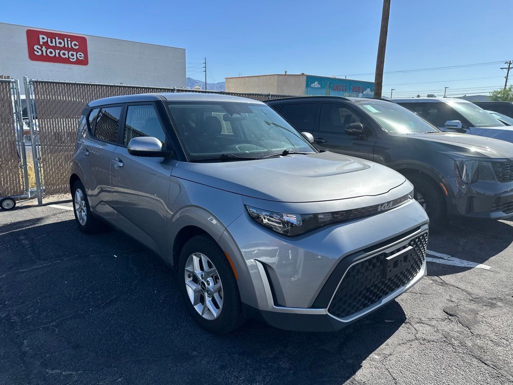 2025 Kia Soul LX