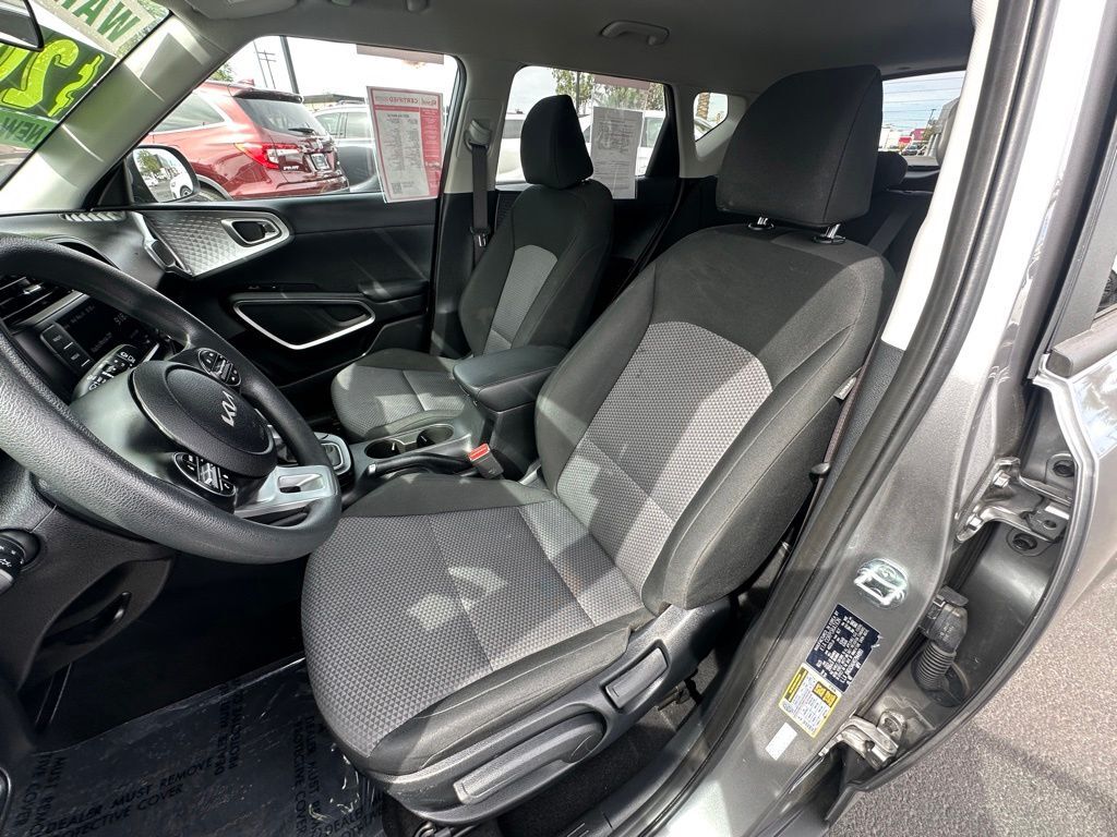 2025 Kia Soul LX
