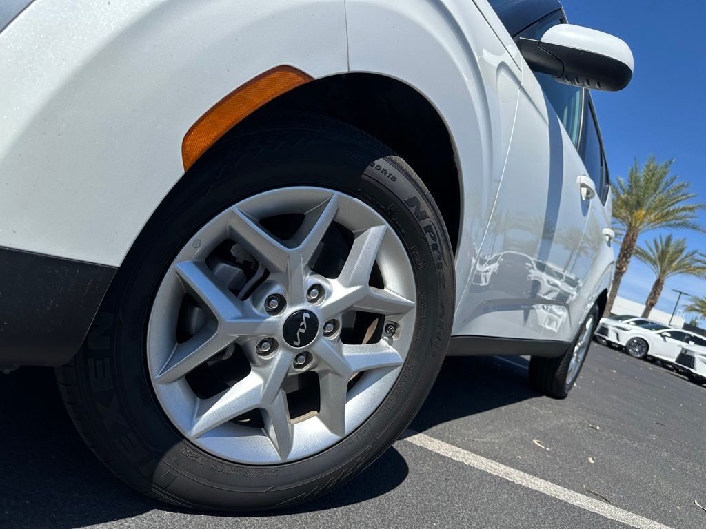 2025 Kia Soul LX