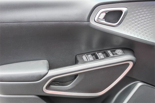 2025 Kia Soul LX Huntington Beach CA