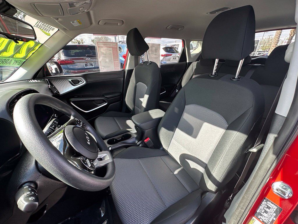 2025 Kia Soul S