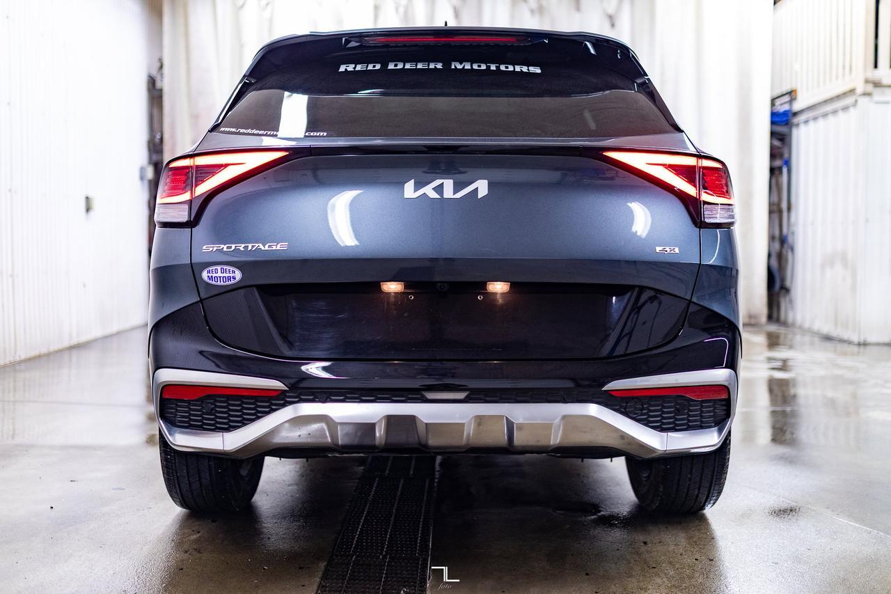2025 Kia Sportage AWD EX Premium Leather Roof Nav BCam Red Deer AB