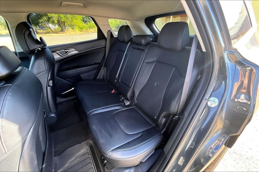 2025 Kia Sportage EX OR