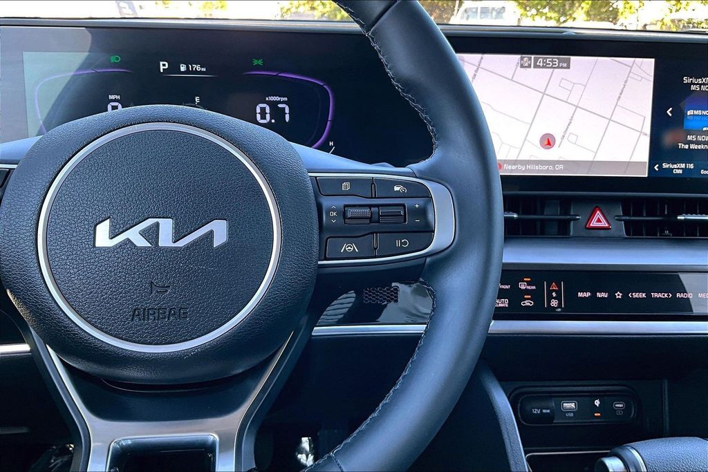 2025 Kia Sportage EX OR