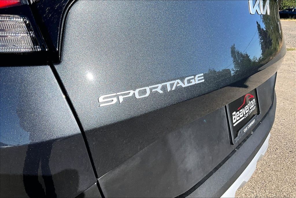 2025 Kia Sportage EX OR