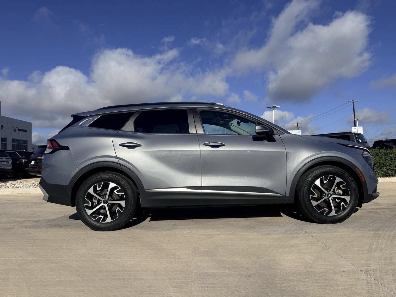 2025 Kia Sportage EX