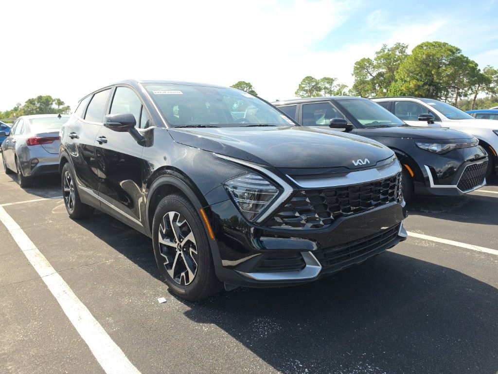 2025 Kia Sportage EX