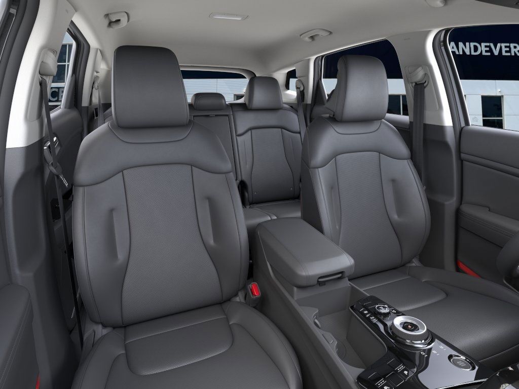 2025 Kia Sportage Hybrid EX Akron OH