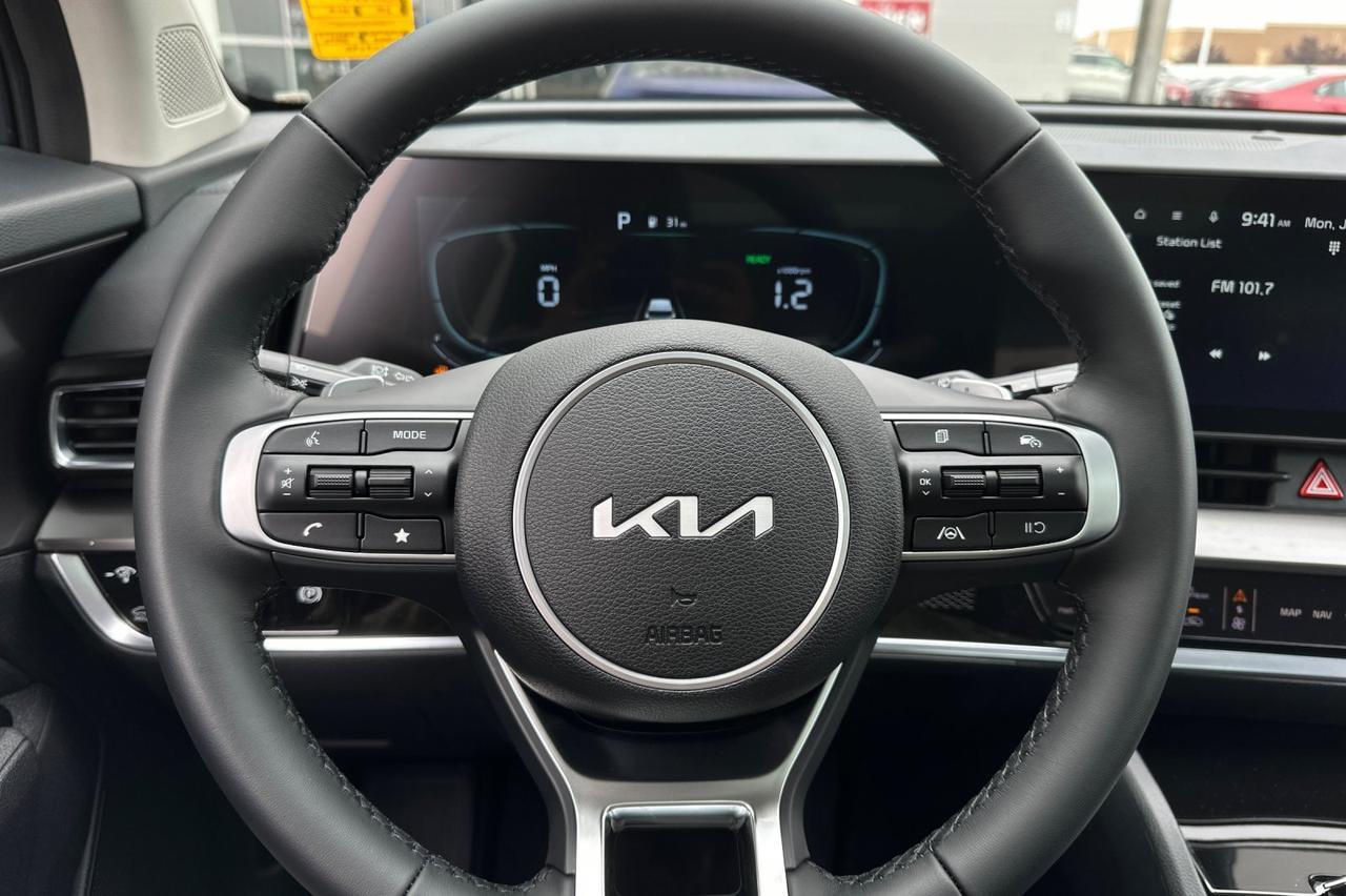 2025 Kia Sportage Hybrid EX Salinas CA