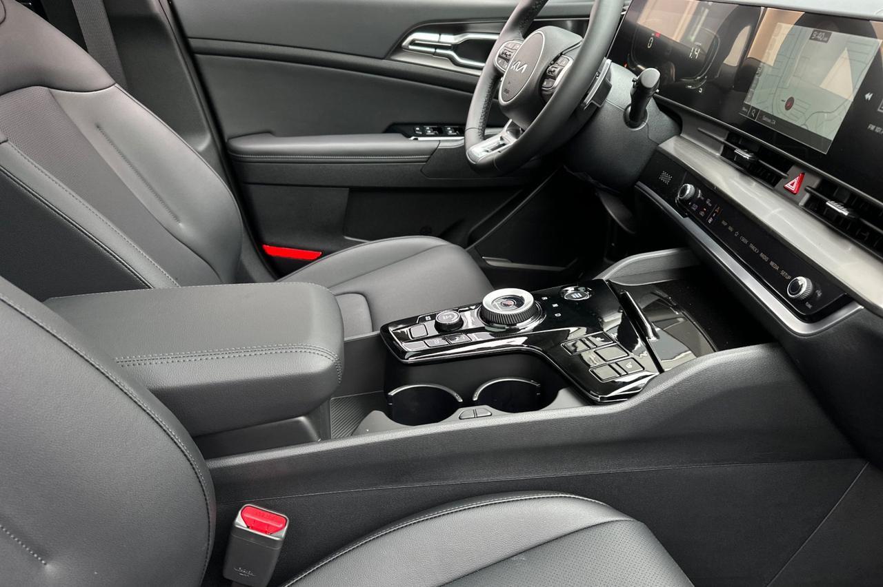 2025 Kia Sportage Hybrid EX Salinas CA