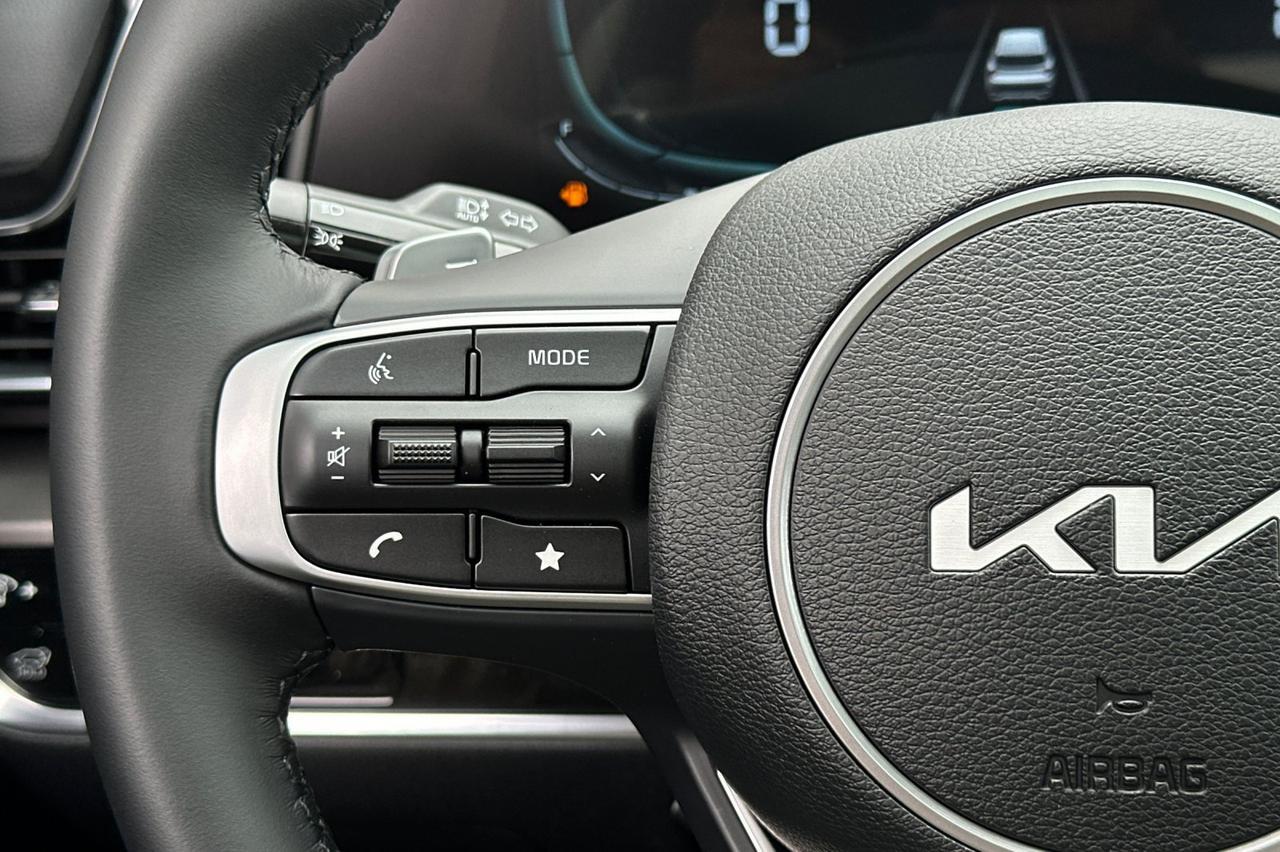 2025 Kia Sportage Hybrid EX Salinas CA