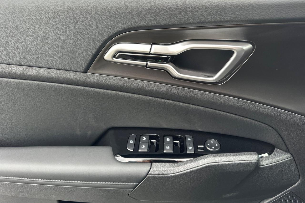 2025 Kia Sportage Hybrid EX Salinas CA