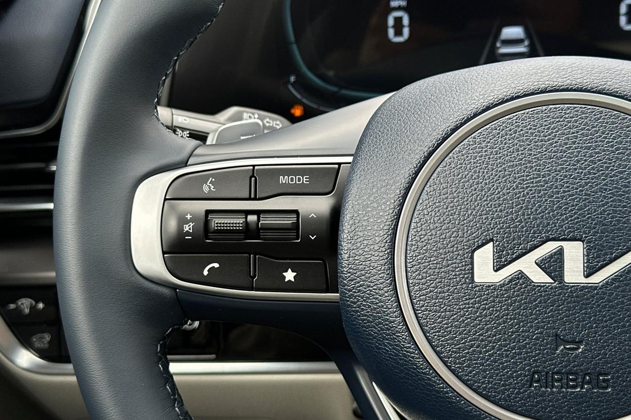 2025 Kia Sportage Hybrid EX Salinas CA