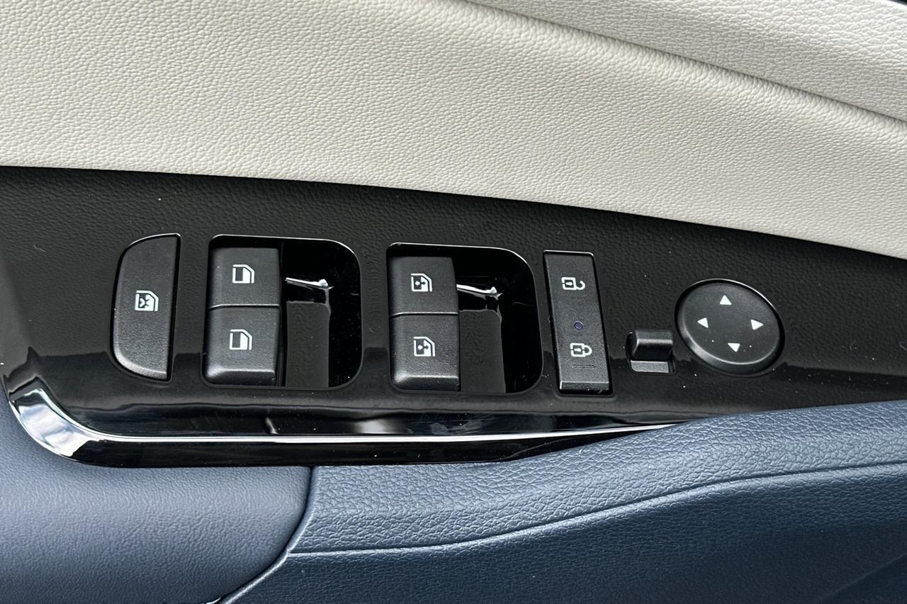 2025 Kia Sportage Hybrid EX Salinas CA