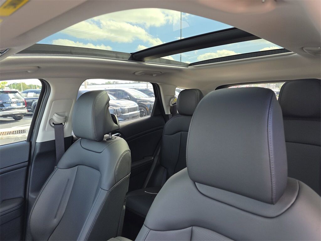 2025 Kia Sportage Hybrid EX San Clemente CA