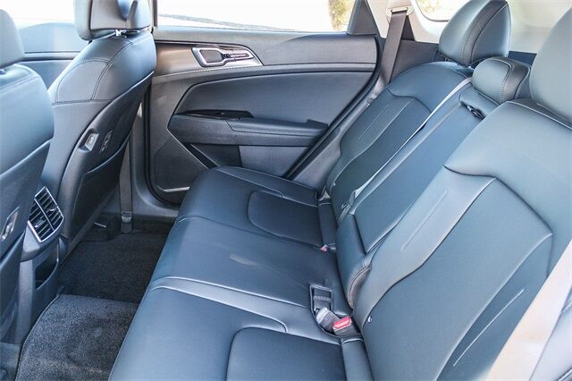 2025 Kia Sportage Hybrid EX Tacoma WA