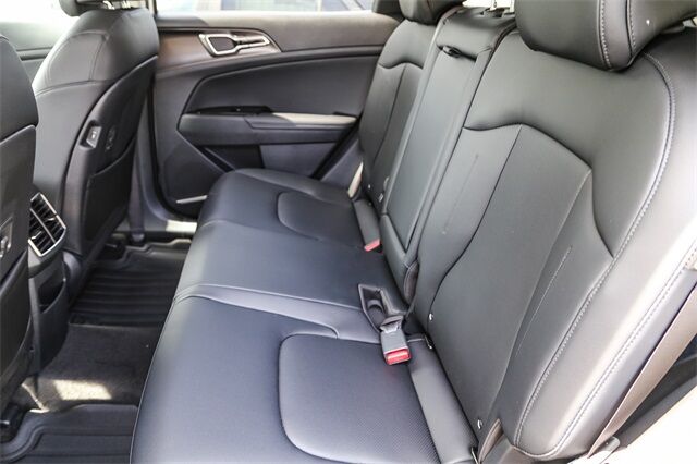 2025 Kia Sportage Hybrid EX Tacoma WA
