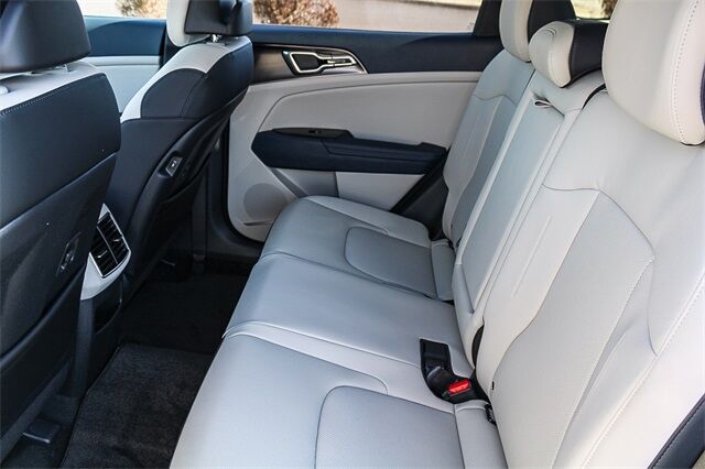2025 Kia Sportage Hybrid EX Tacoma WA