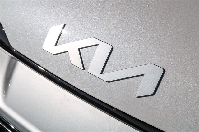 2025 Kia Sportage Hybrid EX Tacoma WA