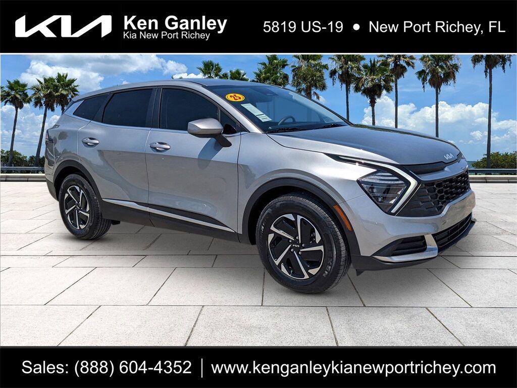 2025 Kia Sportage Hybrid LX Oshkosh WI