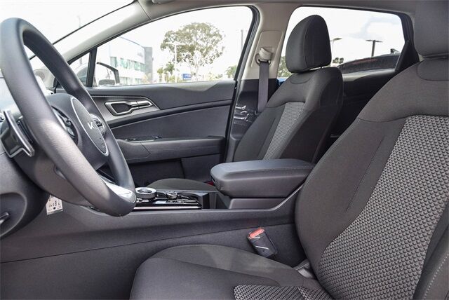 2025 Kia Sportage Hybrid LX Renton WA