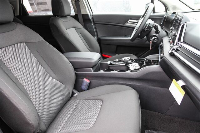 2025 Kia Sportage Hybrid LX Renton WA
