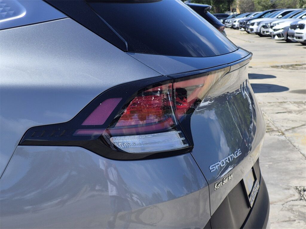 2025 Kia Sportage Hybrid LX San Clemente CA