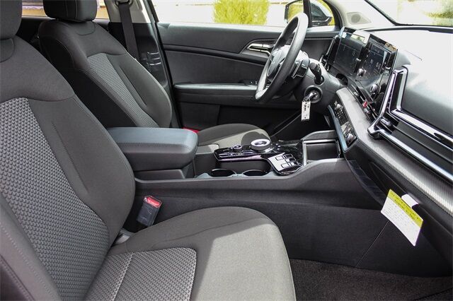 2025 Kia Sportage Hybrid LX Huntington Beach CA