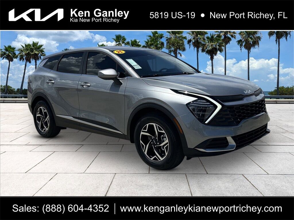 2025 Kia Sportage LX Oshkosh WI