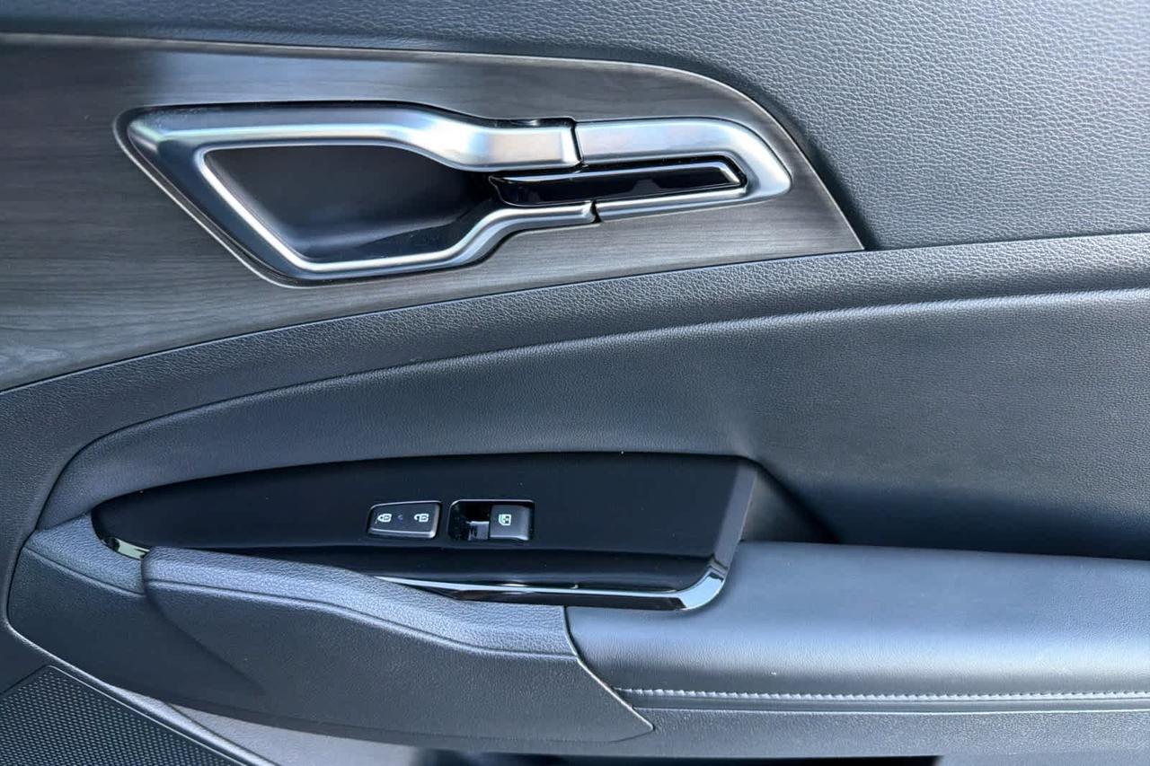 2025 Kia Sportage Plug-In Hybrid X-Line Prestige Roseville CA
