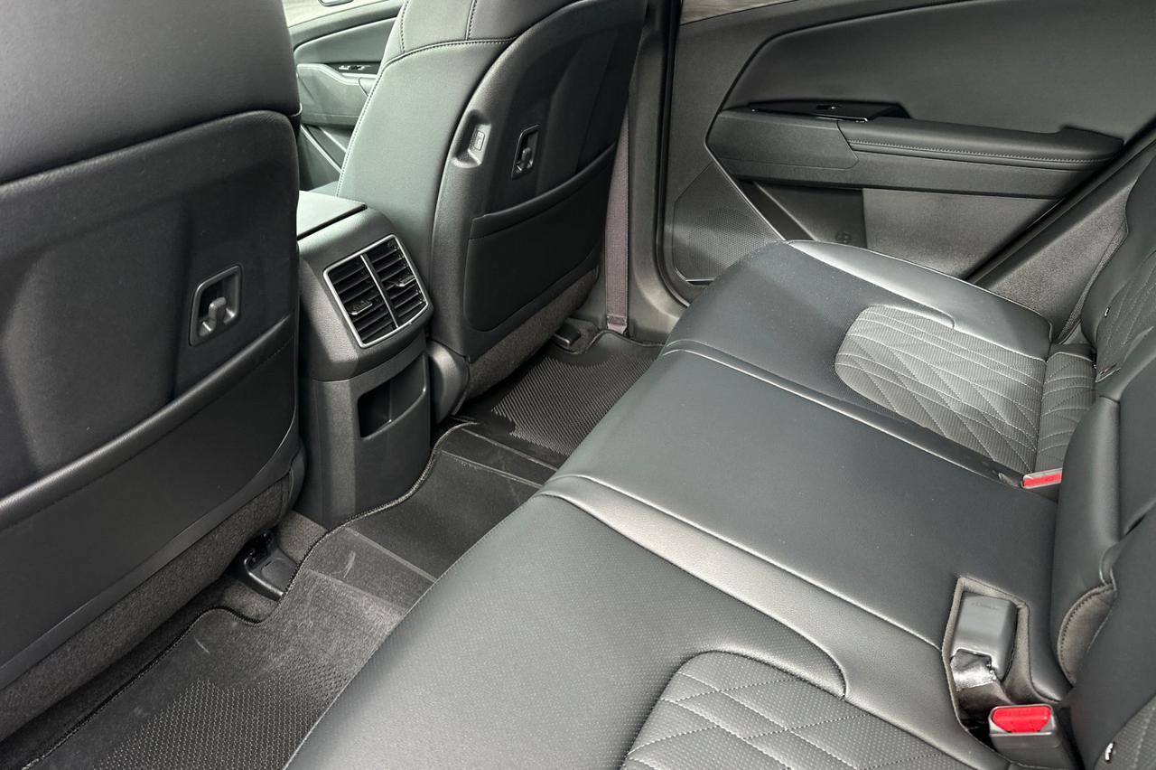 2025 Kia Sportage Plug-In Hybrid X-Line Prestige Salinas CA