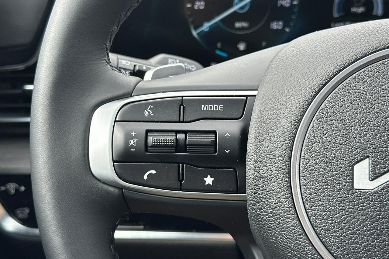 2025 Kia Sportage Plug-In Hybrid X-Line Prestige Salinas CA