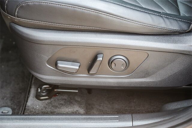 2025 Kia Sportage Plug-In Hybrid X-Line Prestige Glendale CA