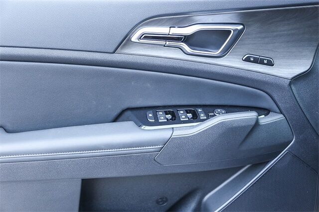2025 Kia Sportage Plug-In Hybrid X-Line Prestige Tacoma WA