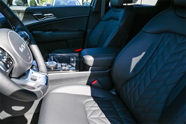 2025 Kia Sportage Plug-In Hybrid X-Line Prestige Tacoma WA